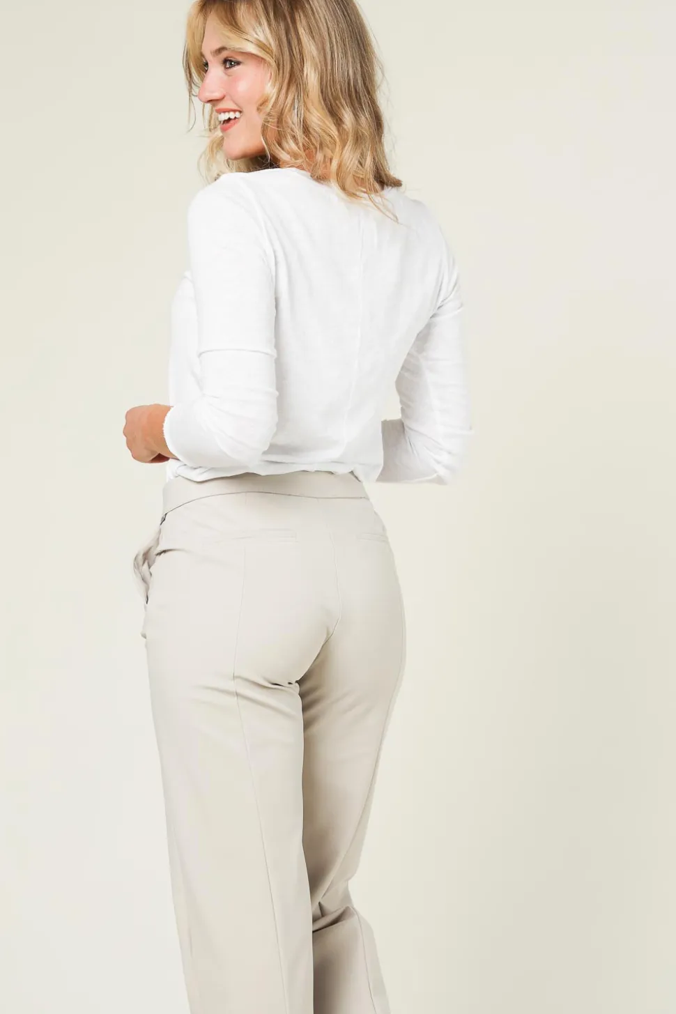 Store American Vintage Basic V-Neck T-Shirt Sonoma Longsleeve | White... | | Little Soho