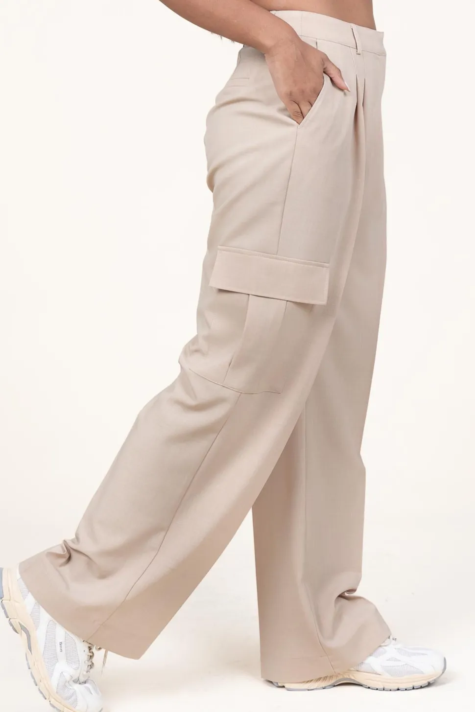 Store Herskind Pleated Cargo Trousers Louise | Beige... | | Little Soho