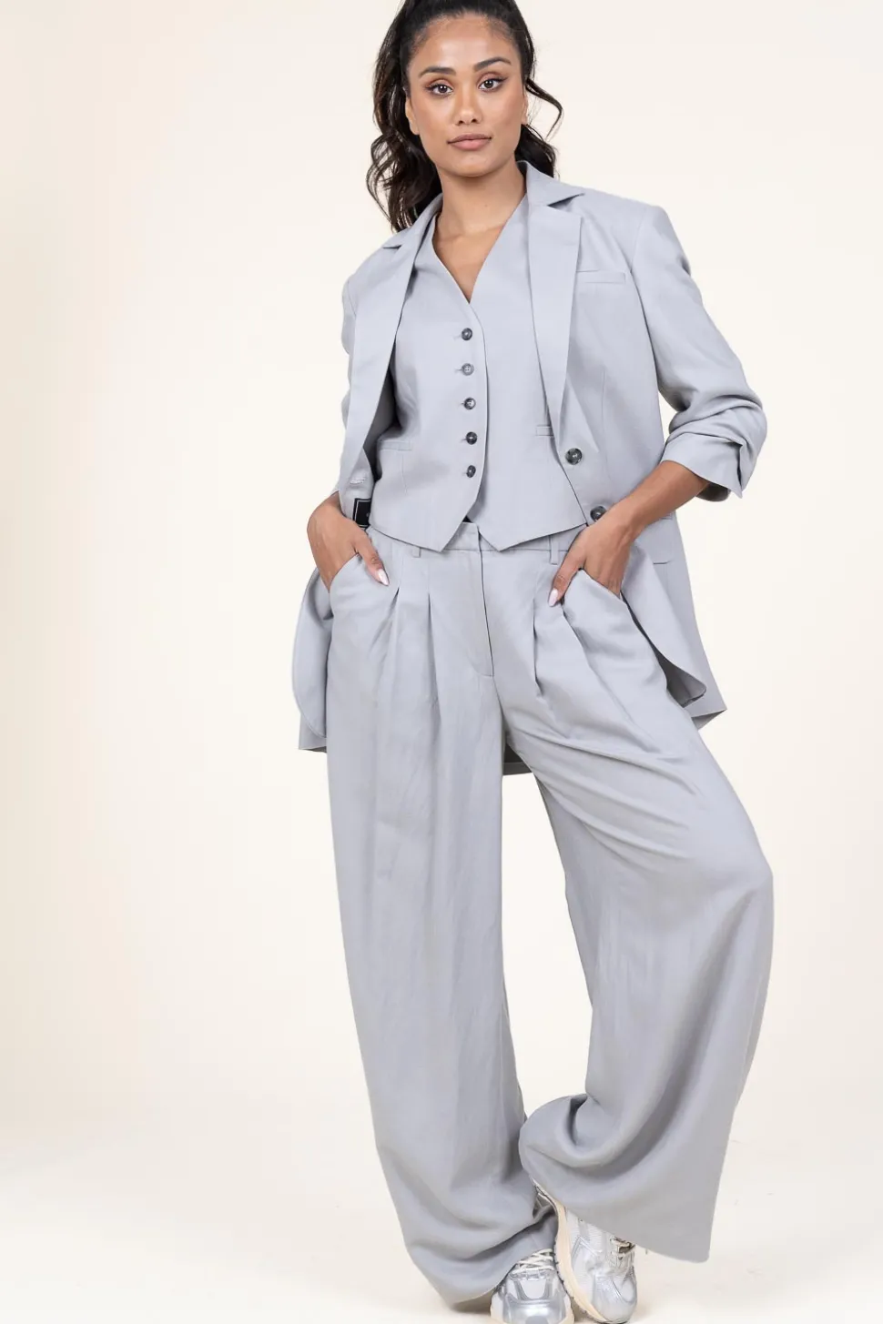 Discount Mercer The Re-Run Vintage Sneaker | Silver... | | Little Soho