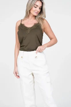 Store CC Heart Top With Lace Details Puck | Donker Green... | | Little Soho